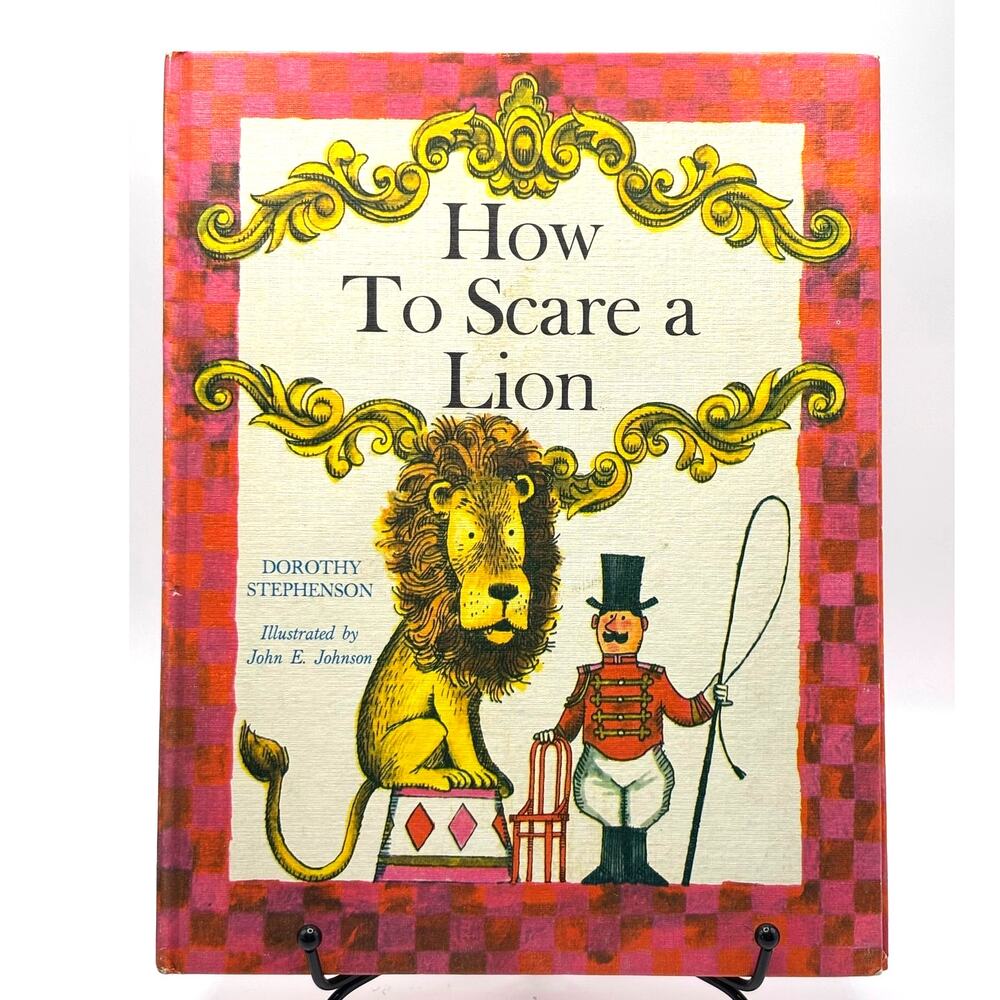 Vintage 1965 How to Scare a Lion by Dorothy Stephenson Weekly Reader, HC